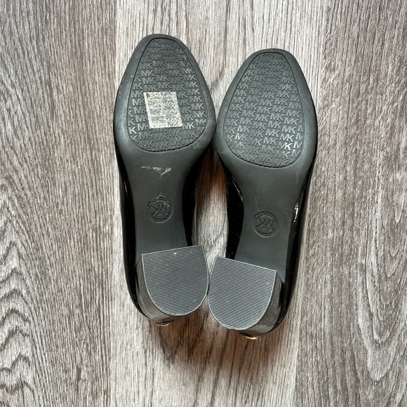 Michael by Michael Kors Black Mira Mid Pump | 6 - Picture 7 of 11
